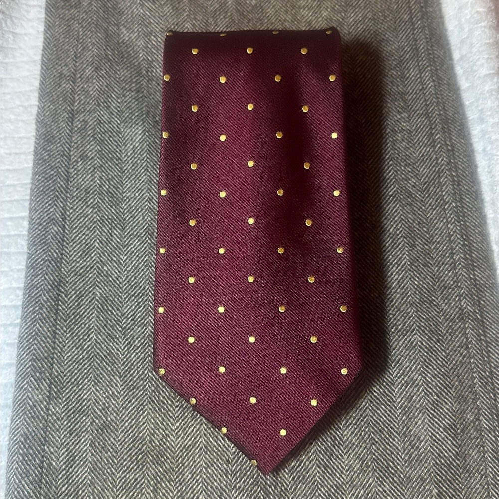 Authentic Brooks Brothers Burgundy Tie With Gold Polka Dots